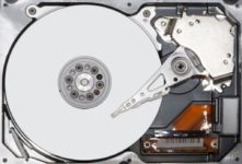 Почему шумит жесткий диск компьютера?