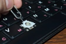 Почему перестают работать кнопки на клавиатуре ноутбука?